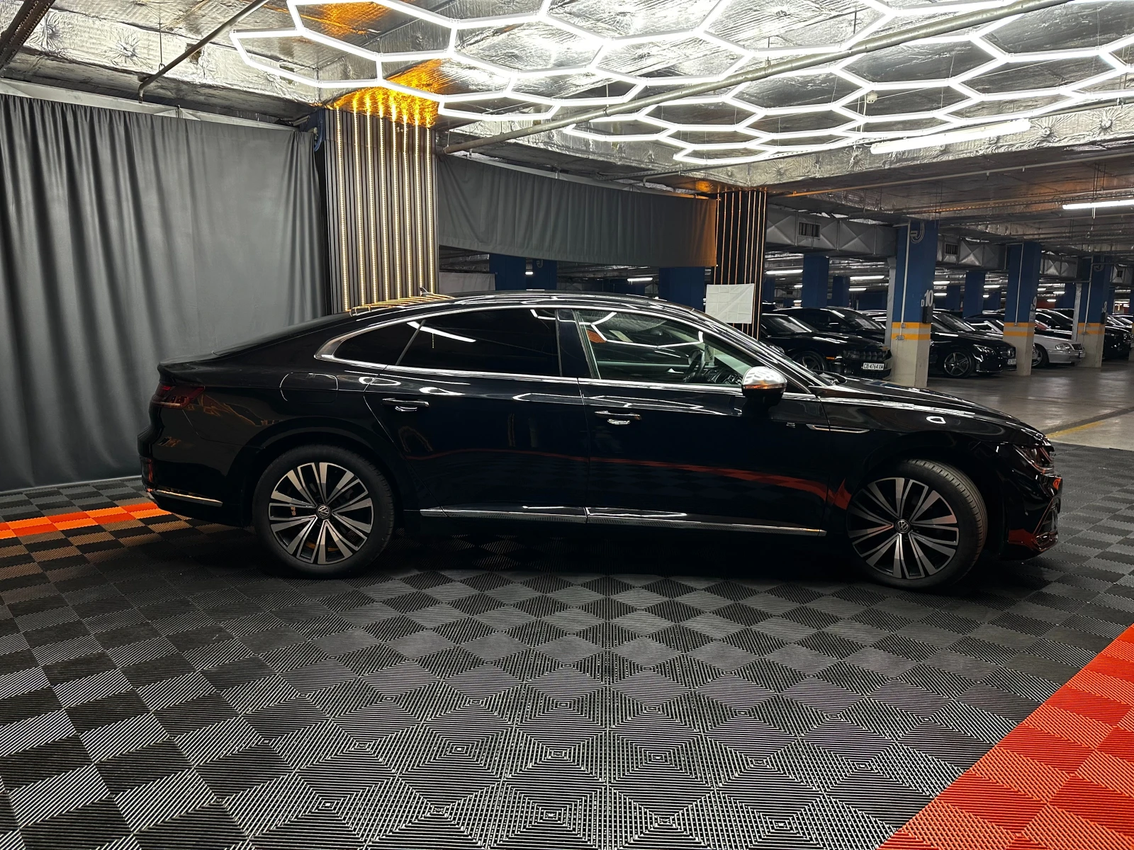 VW Arteon 2, 0tdi/Автомат/Германия, снимка 4 - Автомобили и джипове - 54148210