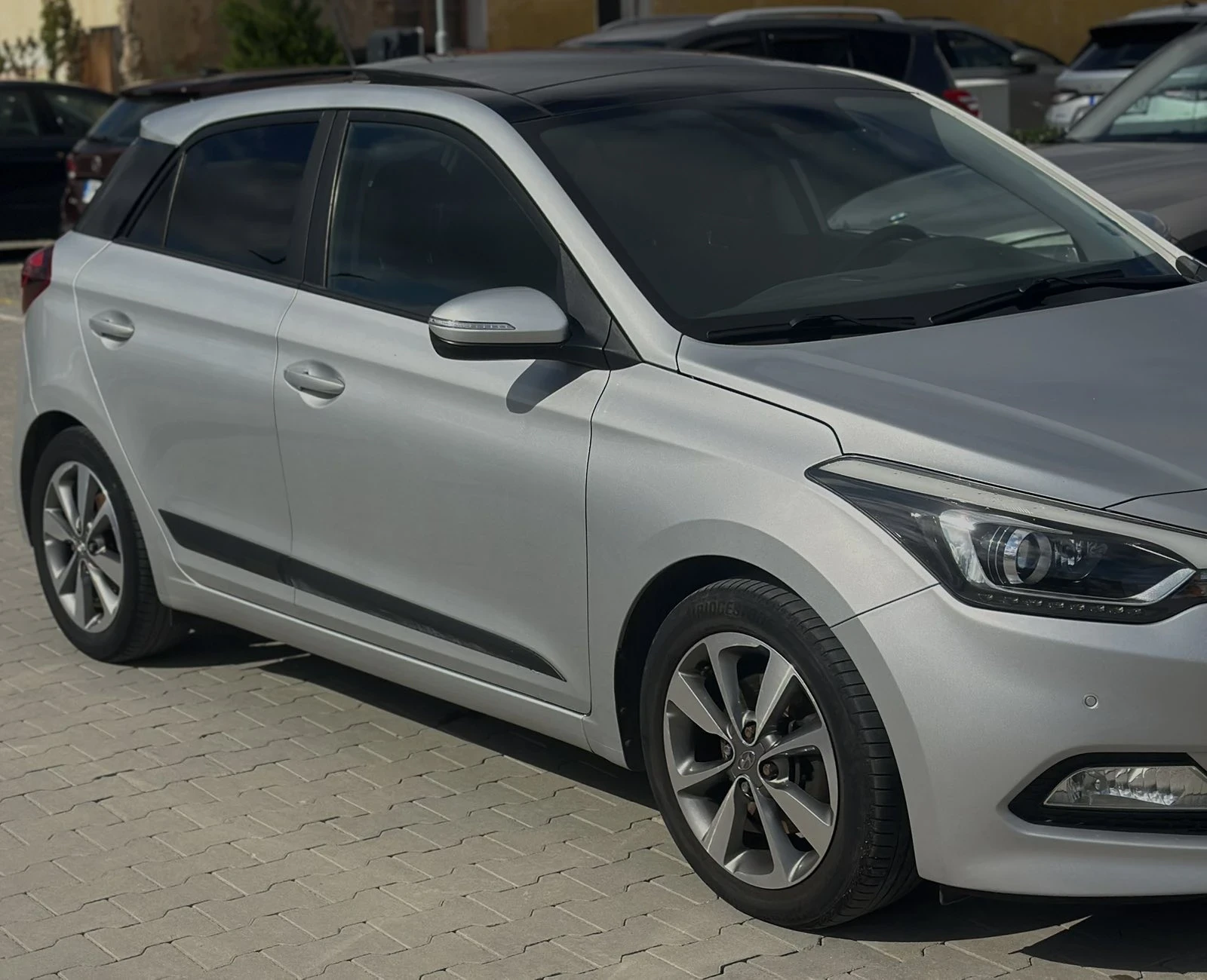 Hyundai I20 Лек автомобил , снимка 12 - Автомобили и джипове - 54163486
