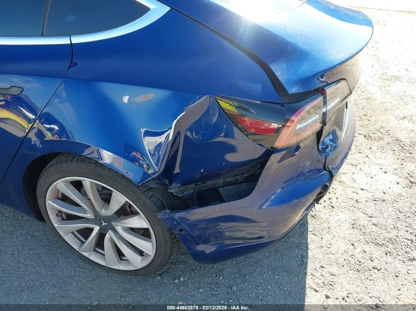 Tesla Model 3 Long Range/Performance, снимка 6 - Автомобили и джипове - 54295689