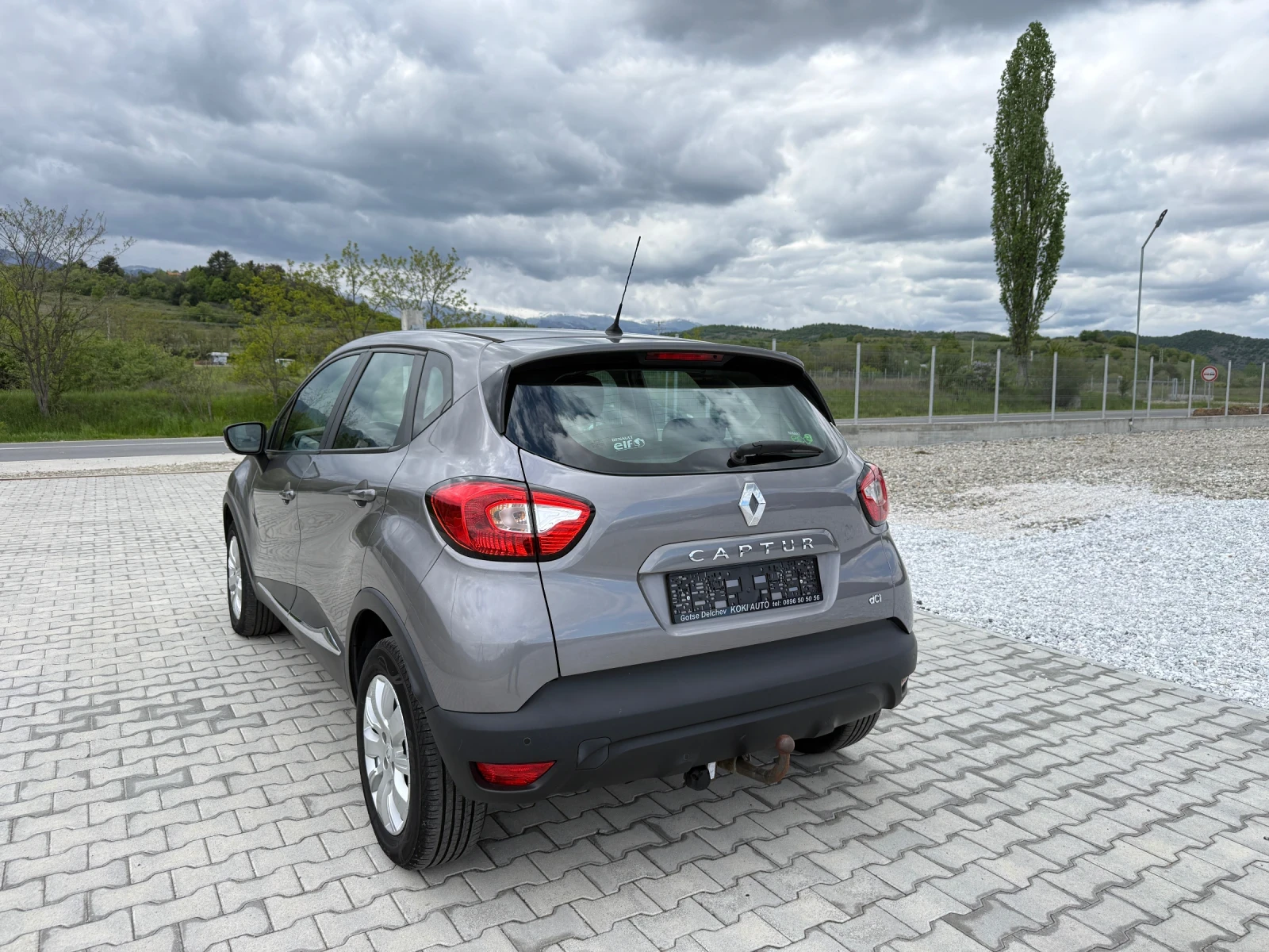 Renault Captur 1.5DCI NAVI, снимка 4 - Автомобили и джипове - 54392553