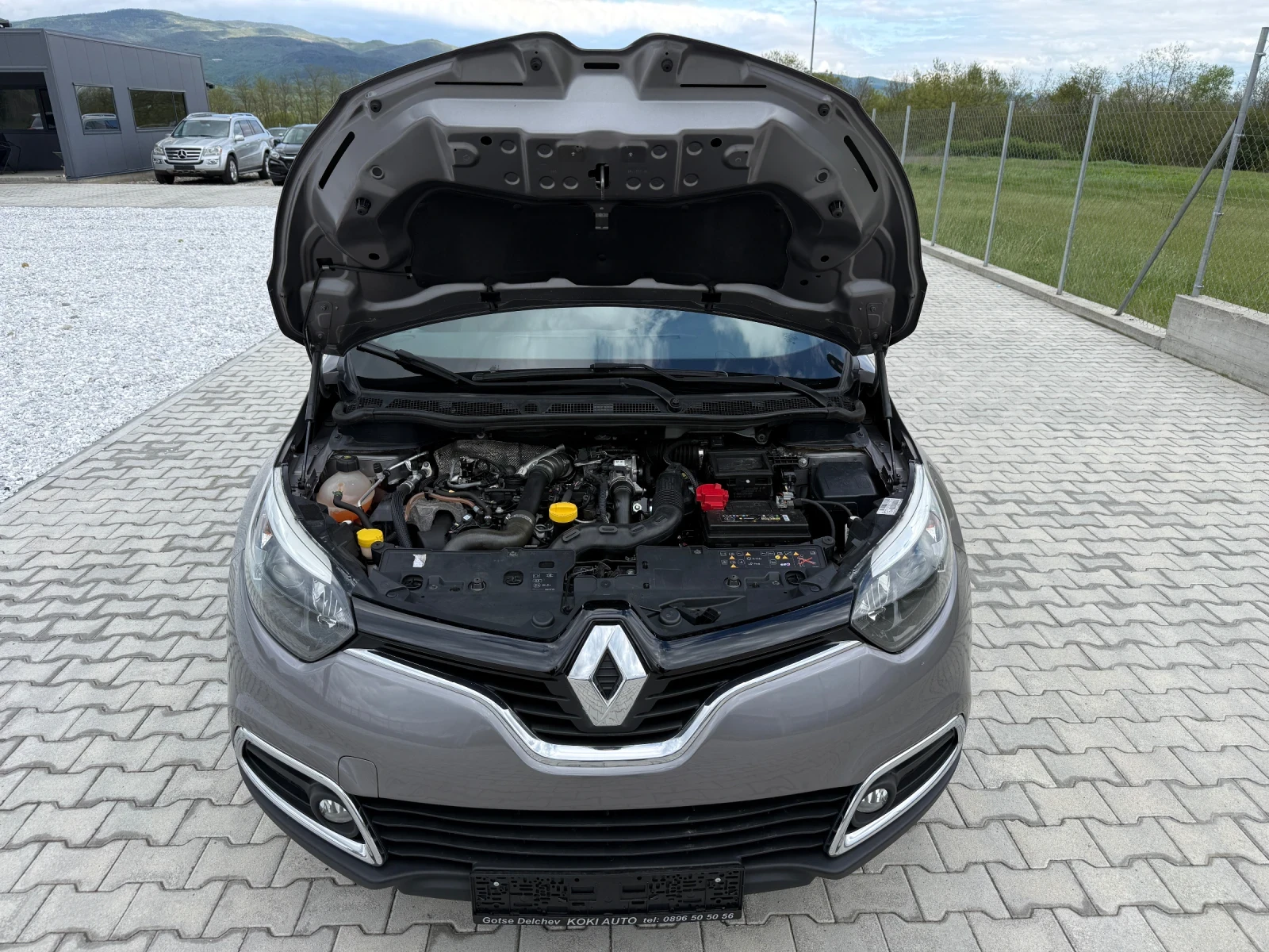 Renault Captur 1.5DCI NAVI, снимка 16 - Автомобили и джипове - 54392553