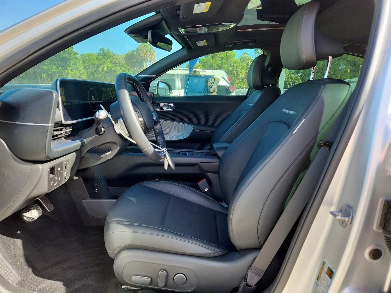 Hyundai Ioniq 6 Limited , снимка 11 - Автомобили и джипове - 54707823