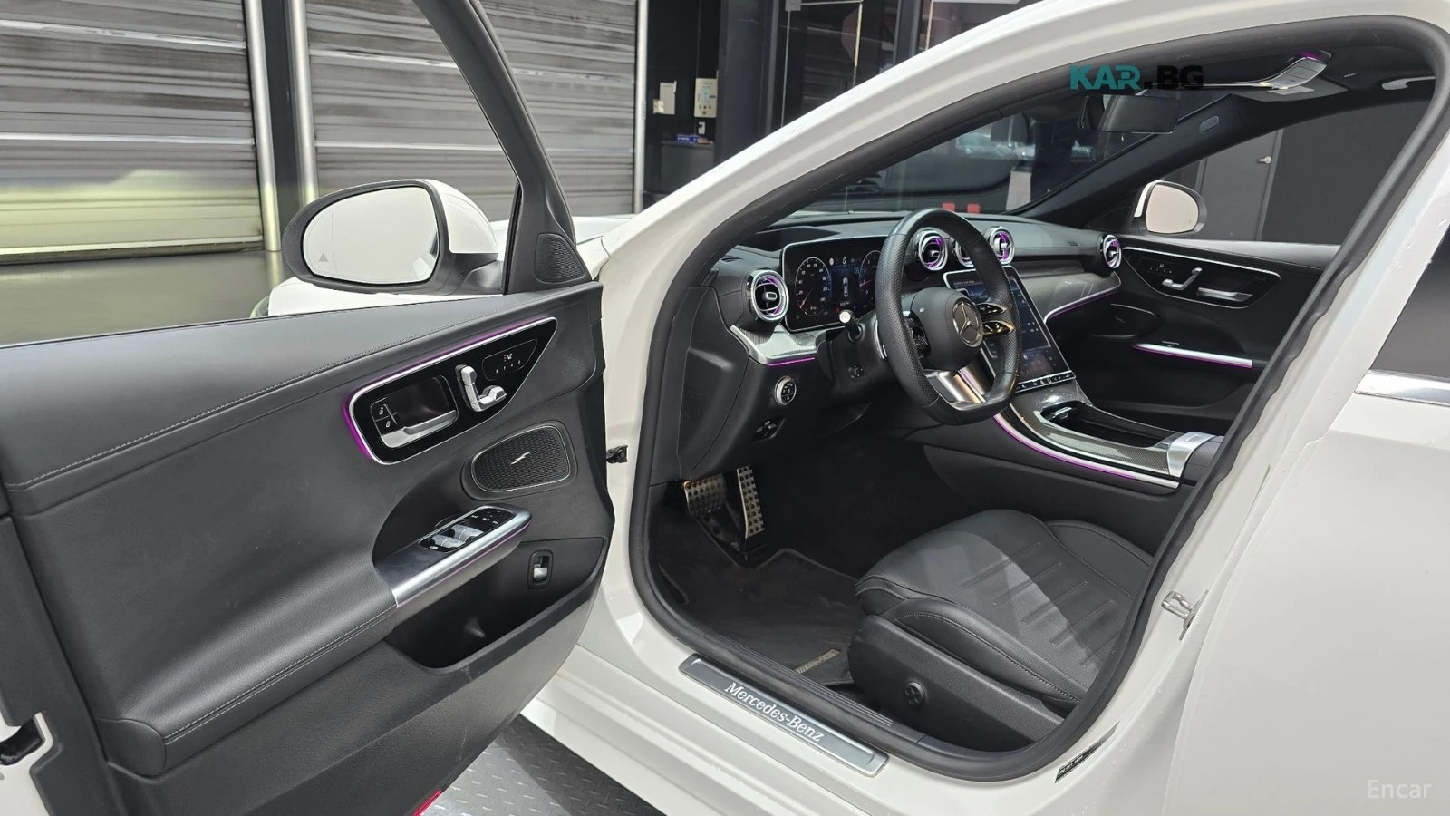 Mercedes-Benz C 300 AMG* 4MATIC* 360 КАМЕРА* ПАНО* ПОДГРЕВ* HEADUP, снимка 10 - Автомобили и джипове - 56070650