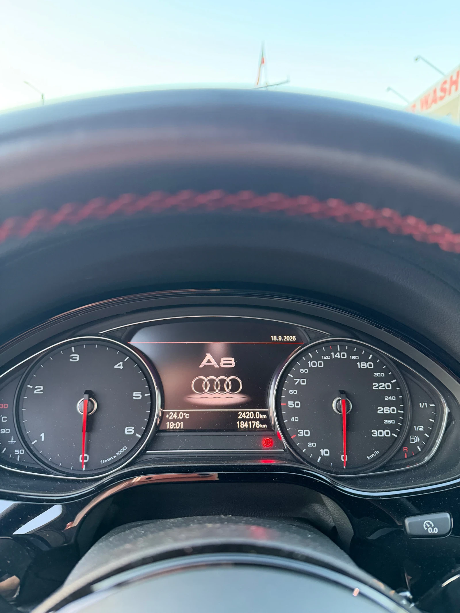 Audi A8 Exclusive, снимка 7 - Автомобили и джипове - 56132677