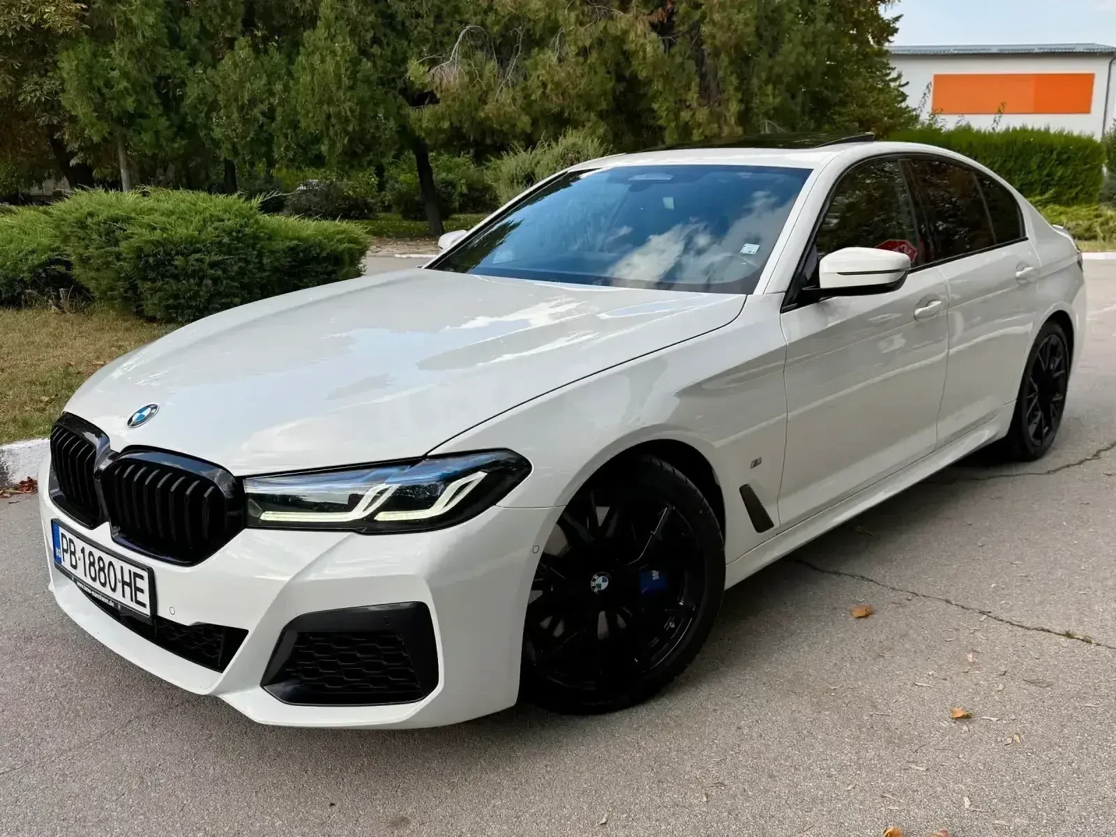 BMW 550 M550i xDrive Performance* Laser* Гаранция* 