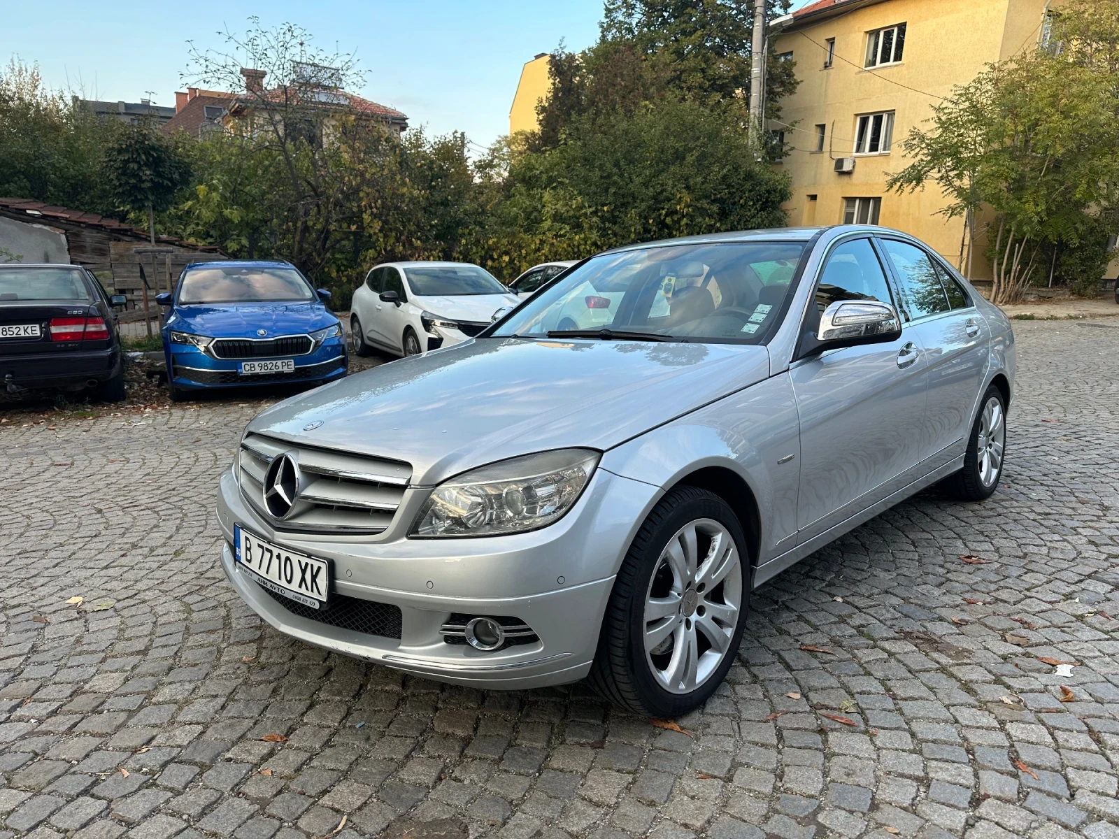 Mercedes-Benz C 320