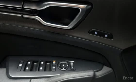 Kia Sportage 1.6 TURBO SIGNATURE X-LINE* ТОП ИЗПЪЛНЕНИЕ* , снимка 16