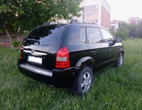 Hyundai Tucson 150кс._6 скорости_5л./100км._NAVI_Първи собственик, снимка 7
