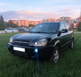 Hyundai Tucson 150кс._6 скорости_5л./100км._NAVI_Първи собственик, снимка 1