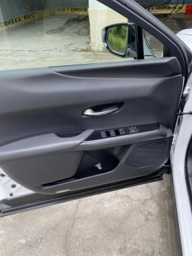 Lexus UX 250h F Sports   | Mobile.bg    4