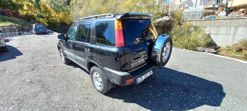 Honda Cr-v, снимка 5 - Автомобили и джипове - 47443971