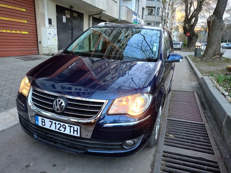 VW Touareg, снимка 1 - Автомобили и джипове - 48360008