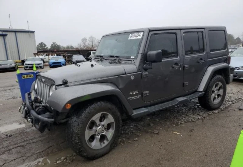 Jeep Wrangler SAHARA, снимка 1 - Автомобили и джипове - 49118082