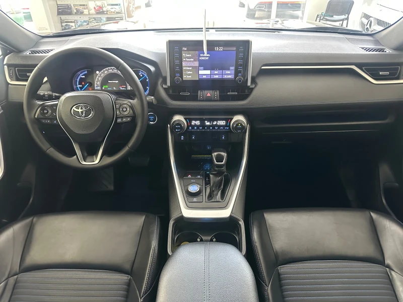 Toyota Rav4 Style* 4x4, снимка 11 - Автомобили и джипове - 52465593