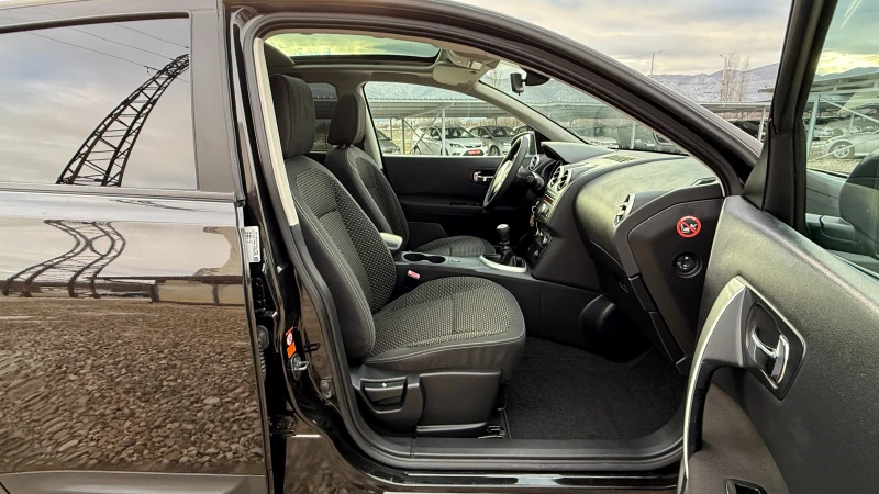 Nissan Qashqai 1.5DCI/106кс/6скорости/ПАНОРАМА/ВНОС ОТ ИТАЛИЯ, снимка 13 - Автомобили и джипове - 53052801