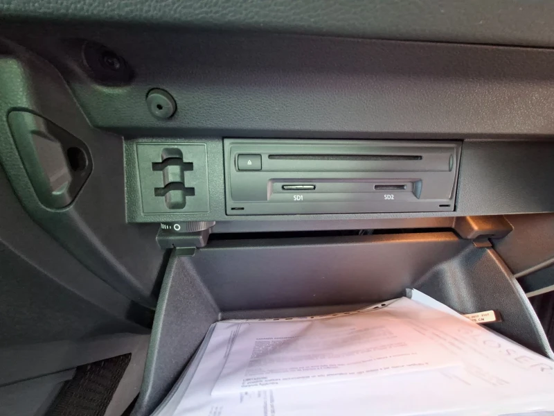 VW Tiguan VW Tiguan 2.0TDI* 150ps* 4motion* Distronic* НАВИ*, снимка 17 - Автомобили и джипове - 53328615