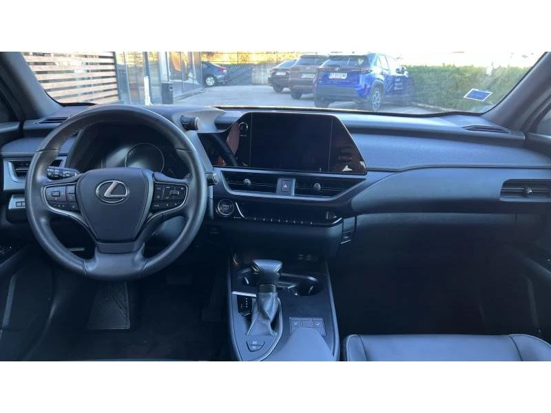 Lexus UX 2.0H F-Sport, снимка 11 - Автомобили и джипове - 53036256