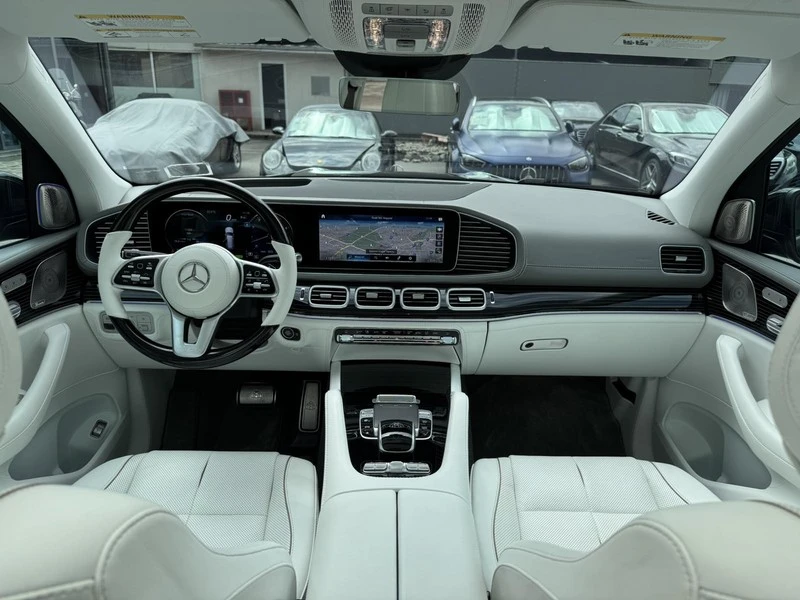 Mercedes-Benz GLS 600 Maybach, снимка 11 - Автомобили и джипове - 55380407
