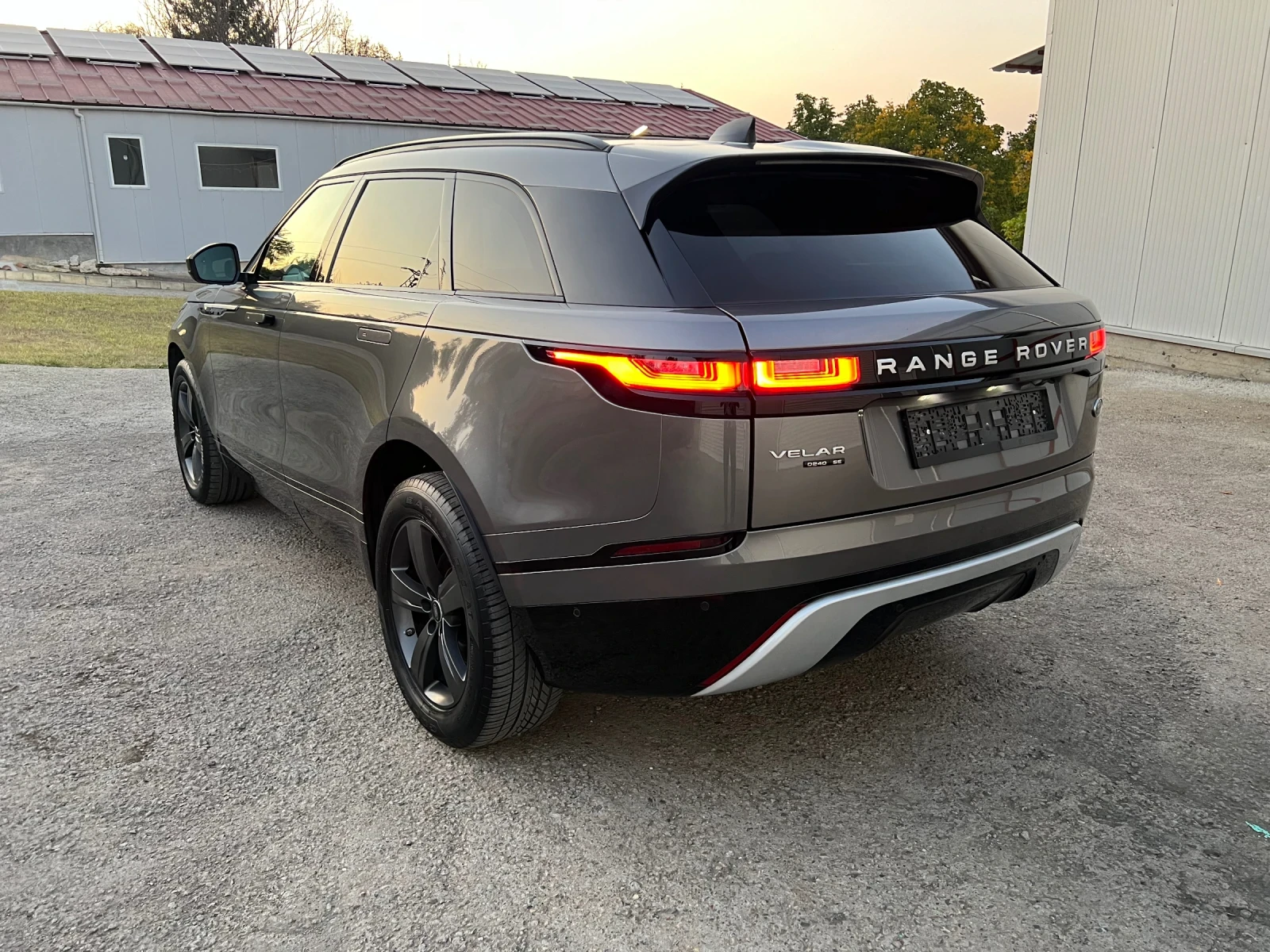 Land Rover Range Rover Velar 240 se , 4x4, 86000 km - изображение 7