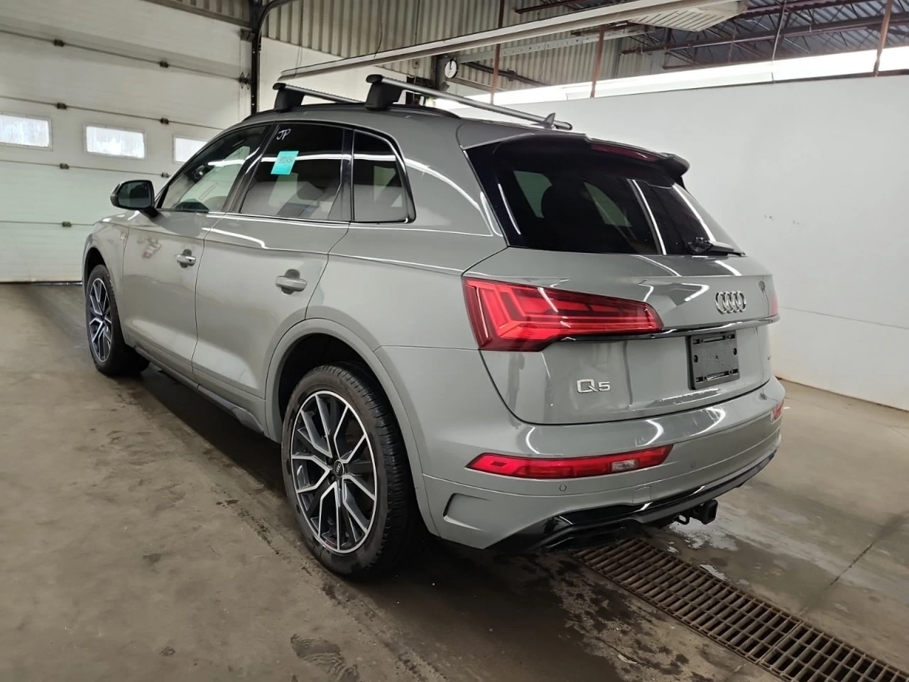 Audi Q5 * CARFAX * АВТО КРЕДИТ * ЦЕНА ДО БГ! - изображение 4
