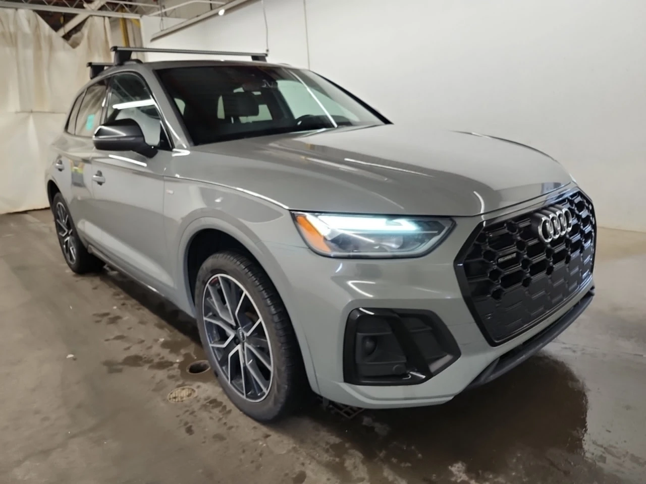 Audi Q5 * CARFAX * АВТО КРЕДИТ * ЦЕНА ДО БГ! - изображение 3