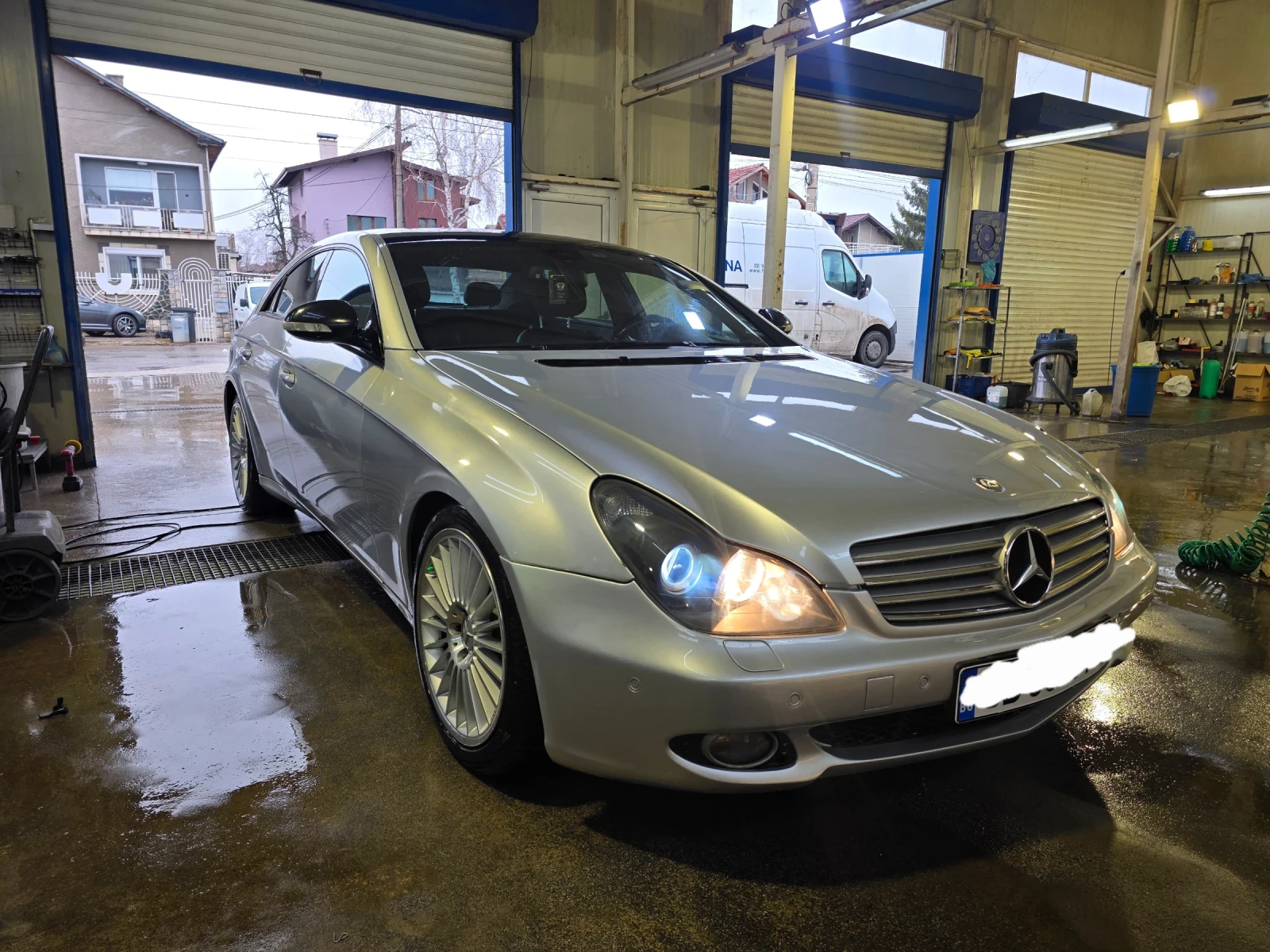 Mercedes-Benz CLS 320 Обдухване/Harman Kardon - изображение 10