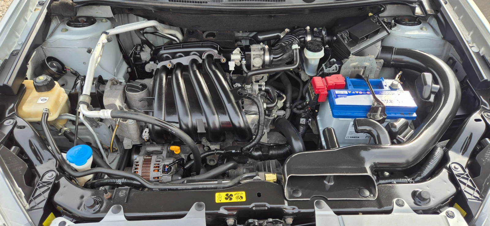 Nissan Qashqai 1.6i  | Mobile.bg — изображение 17