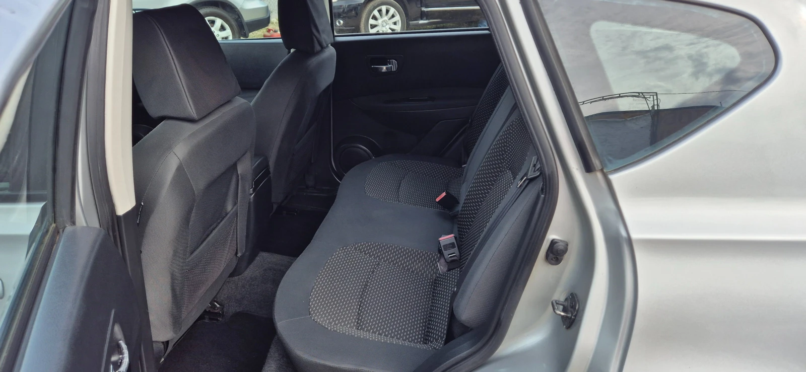 Nissan Qashqai 1.6i  - изображение 9