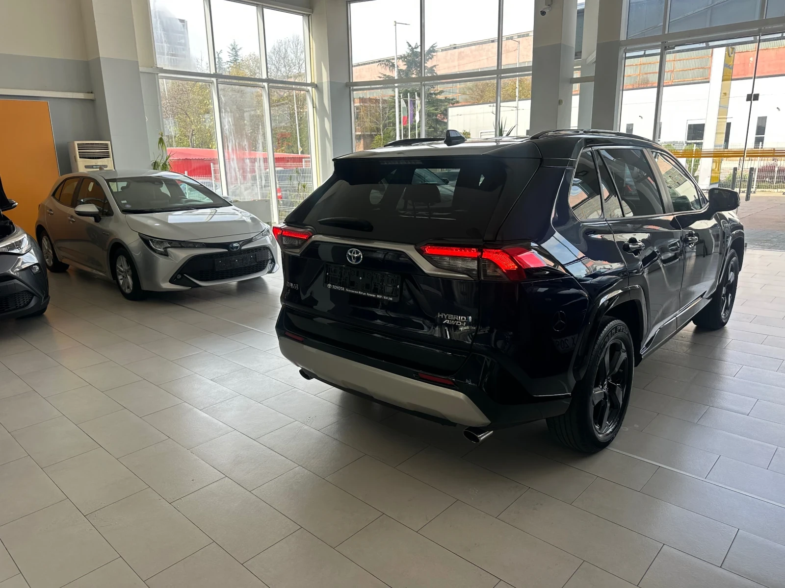 Toyota Rav4 Style* 4x4 - изображение 6