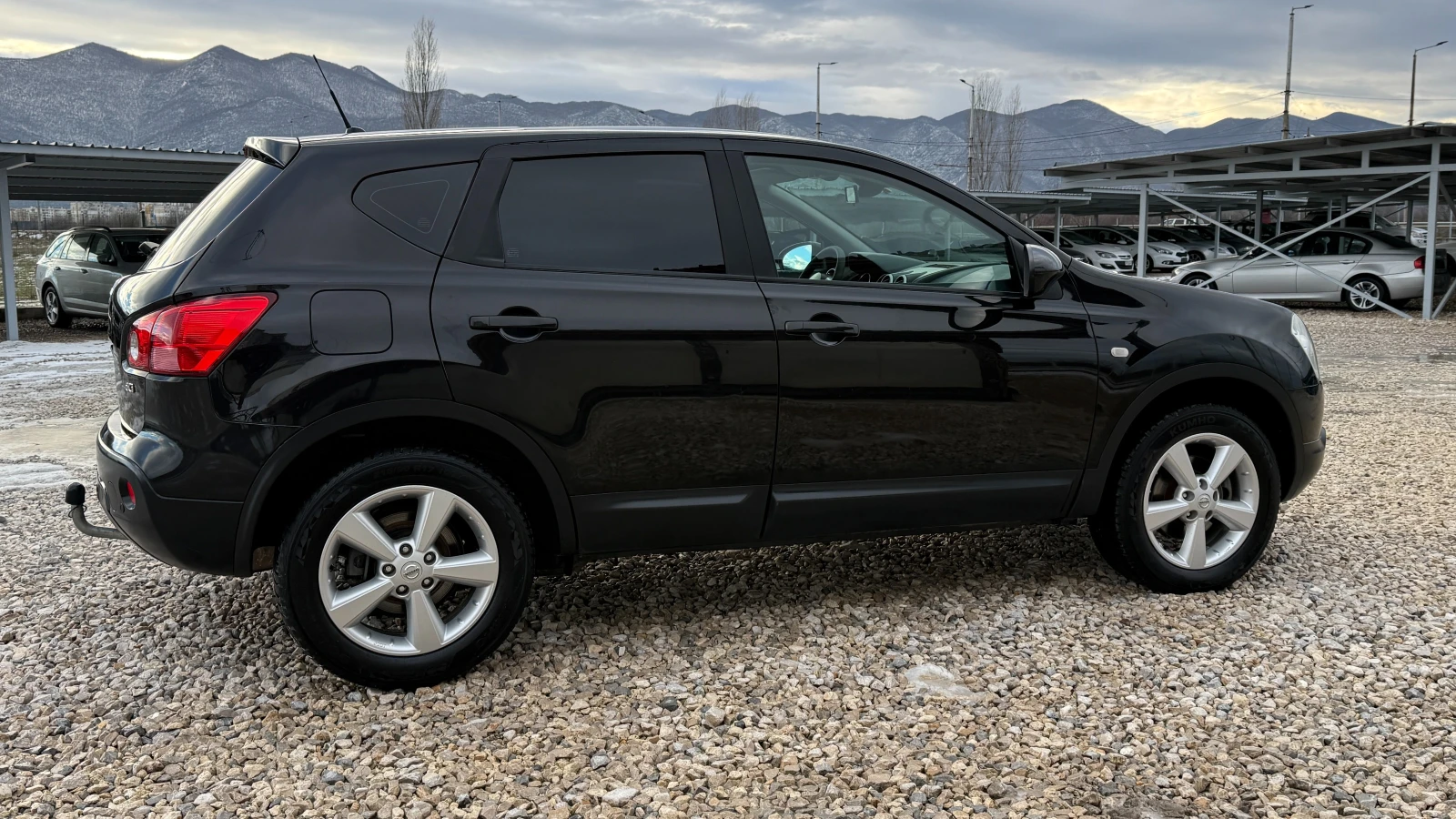 Nissan Qashqai 1.5DCI/106кс/6скорости/ПАНОРАМА/ВНОС ОТ ИТАЛИЯ - изображение 4