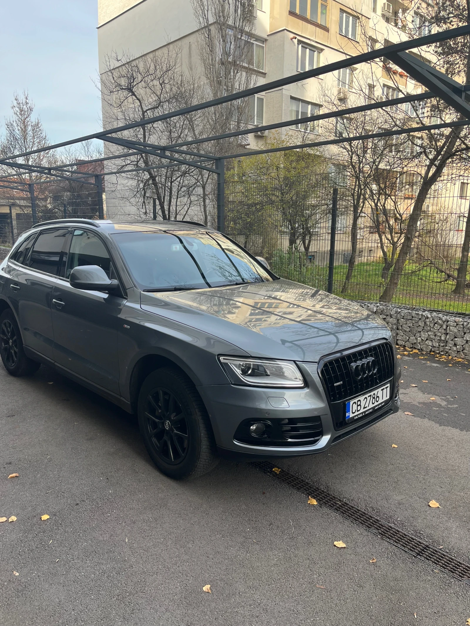 Audi Q5, снимка 2 - Автомобили и джипове - 53781731