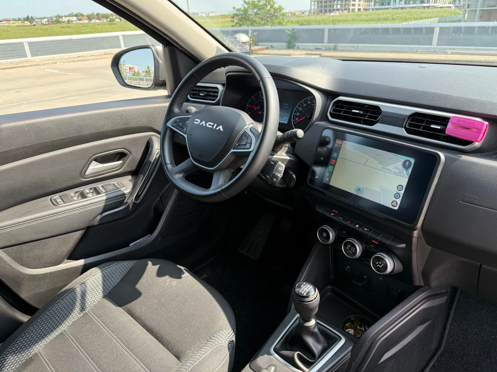 Dacia Duster, снимка 13 - Автомобили и джипове - 53889980