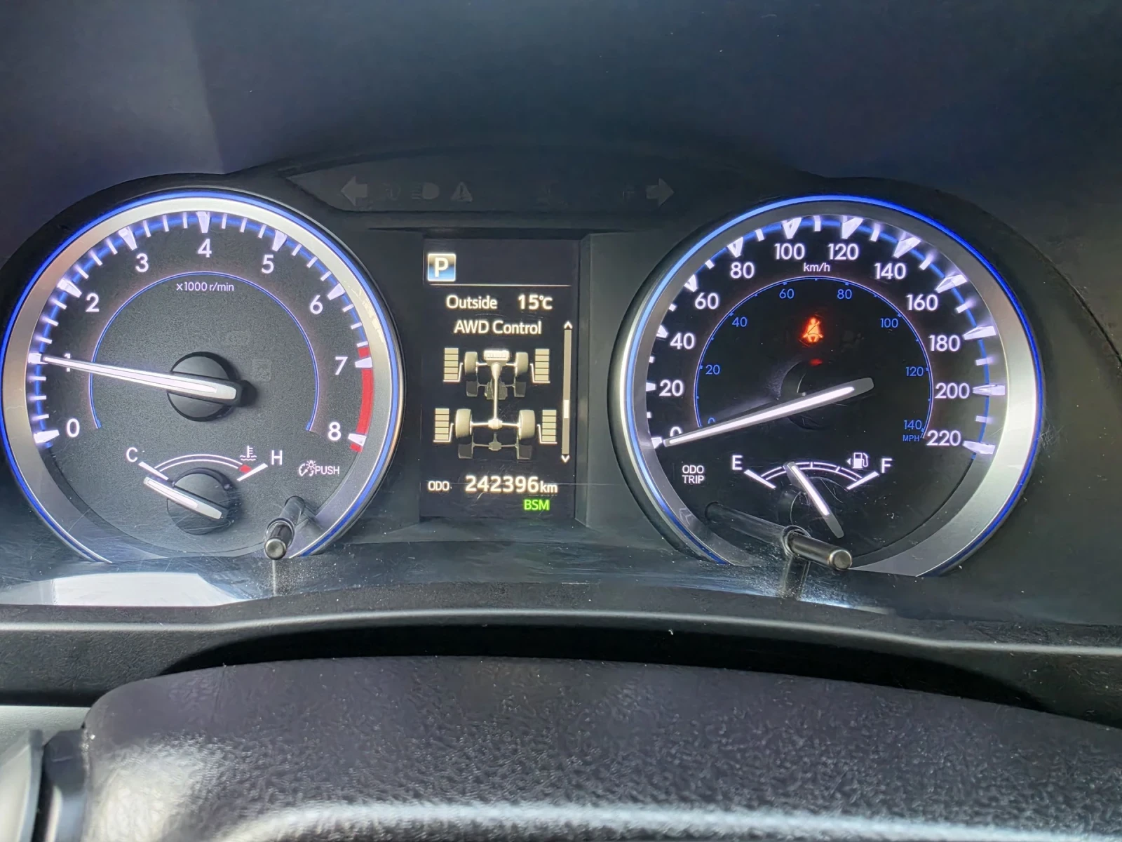 Toyota Highlander 3.5 XLE* AWD , снимка 9 - Автомобили и джипове - 54196389