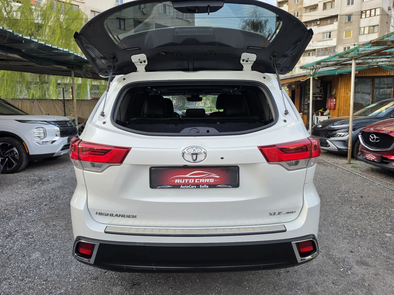 Toyota Highlander 3.5 XLE* AWD , снимка 17 - Автомобили и джипове - 54196389