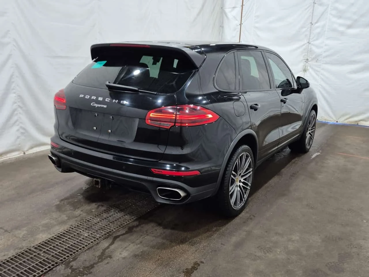 Porsche Cayenne * AWD 4DR * ПАНОРАМА* ПОДГРЕВ* КАМЕРА* , снимка 3 - Автомобили и джипове - 54699514