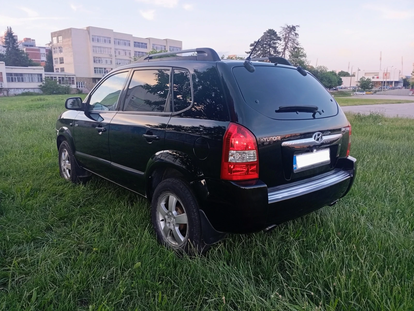 Hyundai Tucson 150кс._6 скорости_5л./100км._NAVI_Първи собственик, снимка 5 - Автомобили и джипове - 54750798