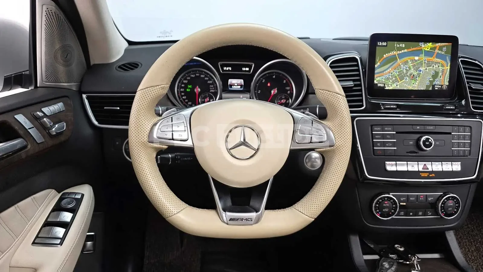 Mercedes-Benz GLE 350 d 4MATIC| BURMASTER| КАМЕРА| DIST| ВКЛ.ТЕХНОТЕСТ, снимка 6 - Автомобили и джипове - 55033098