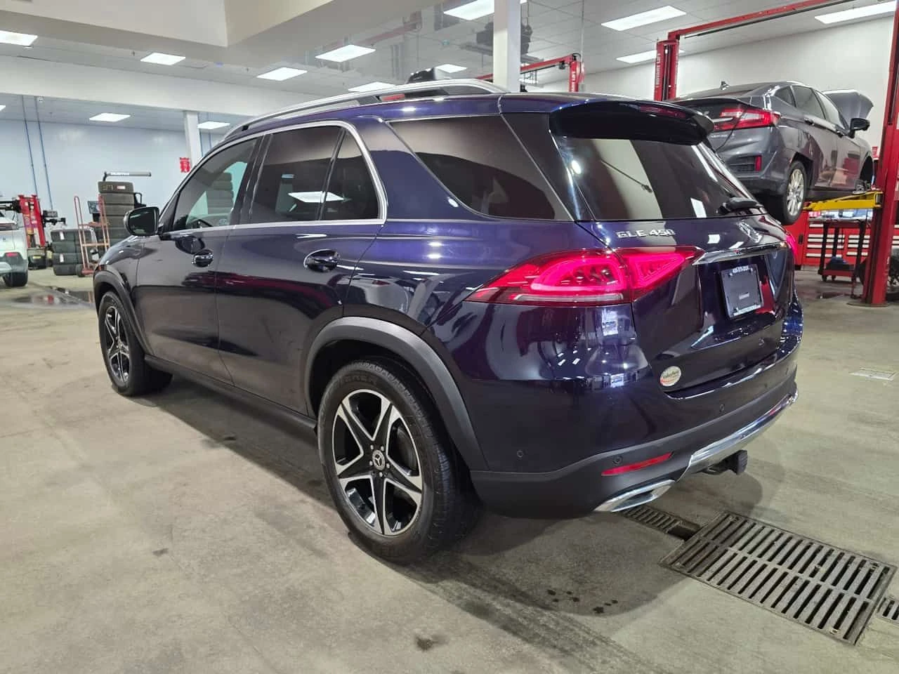 Mercedes-Benz GLE 450 * CARFAX * ОПЦИЯ ЗА ФИНАНСИРАНЕ, снимка 13 - Автомобили и джипове - 55547149