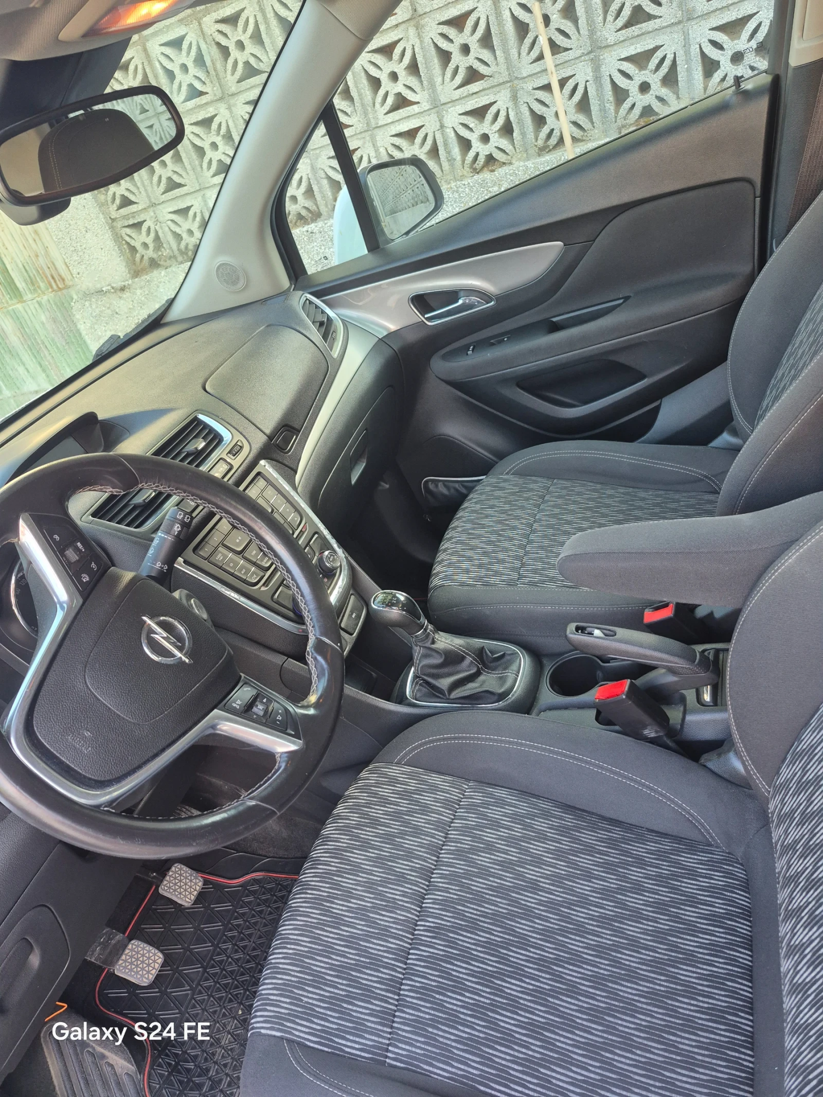 Opel Mokka, снимка 5 - Автомобили и джипове - 55606017