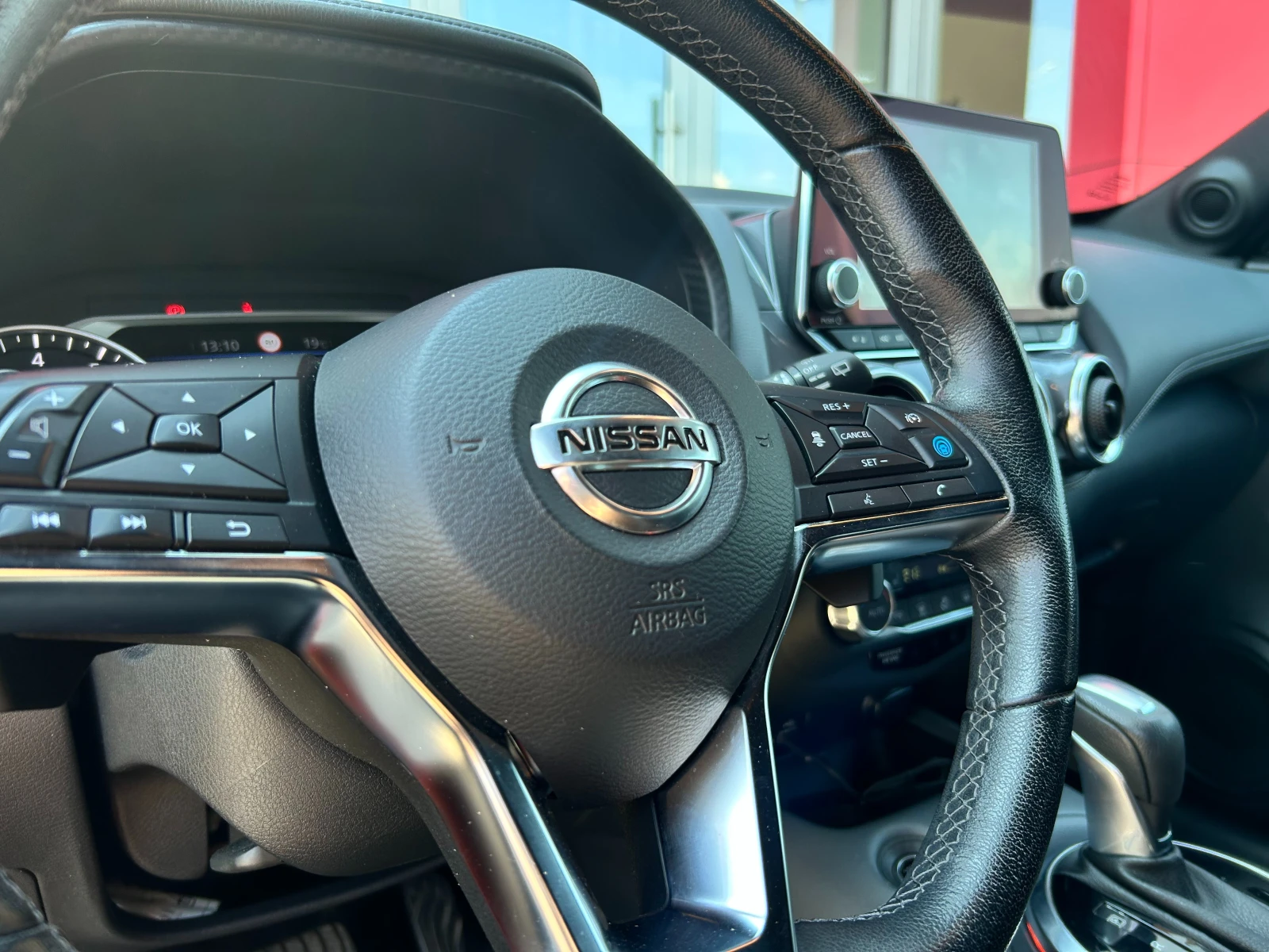 Nissan Juke 1.0 DIG-T Tekna A/T, снимка 5 - Автомобили и джипове - 55613398