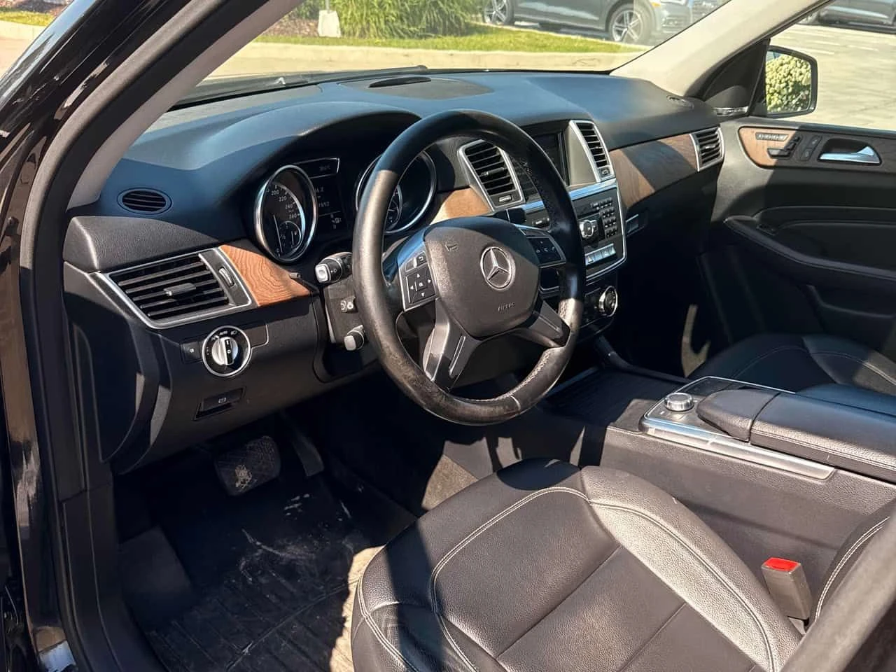 Mercedes-Benz ML 350 * BlueTEC * CARFAX * ОПЦИЯ ЗА ФИНАНСИРАНЕ, снимка 5 - Автомобили и джипове - 55647520