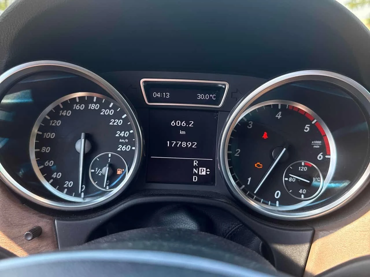 Mercedes-Benz ML 350 * BlueTEC * CARFAX * ОПЦИЯ ЗА ФИНАНСИРАНЕ, снимка 8 - Автомобили и джипове - 55647520