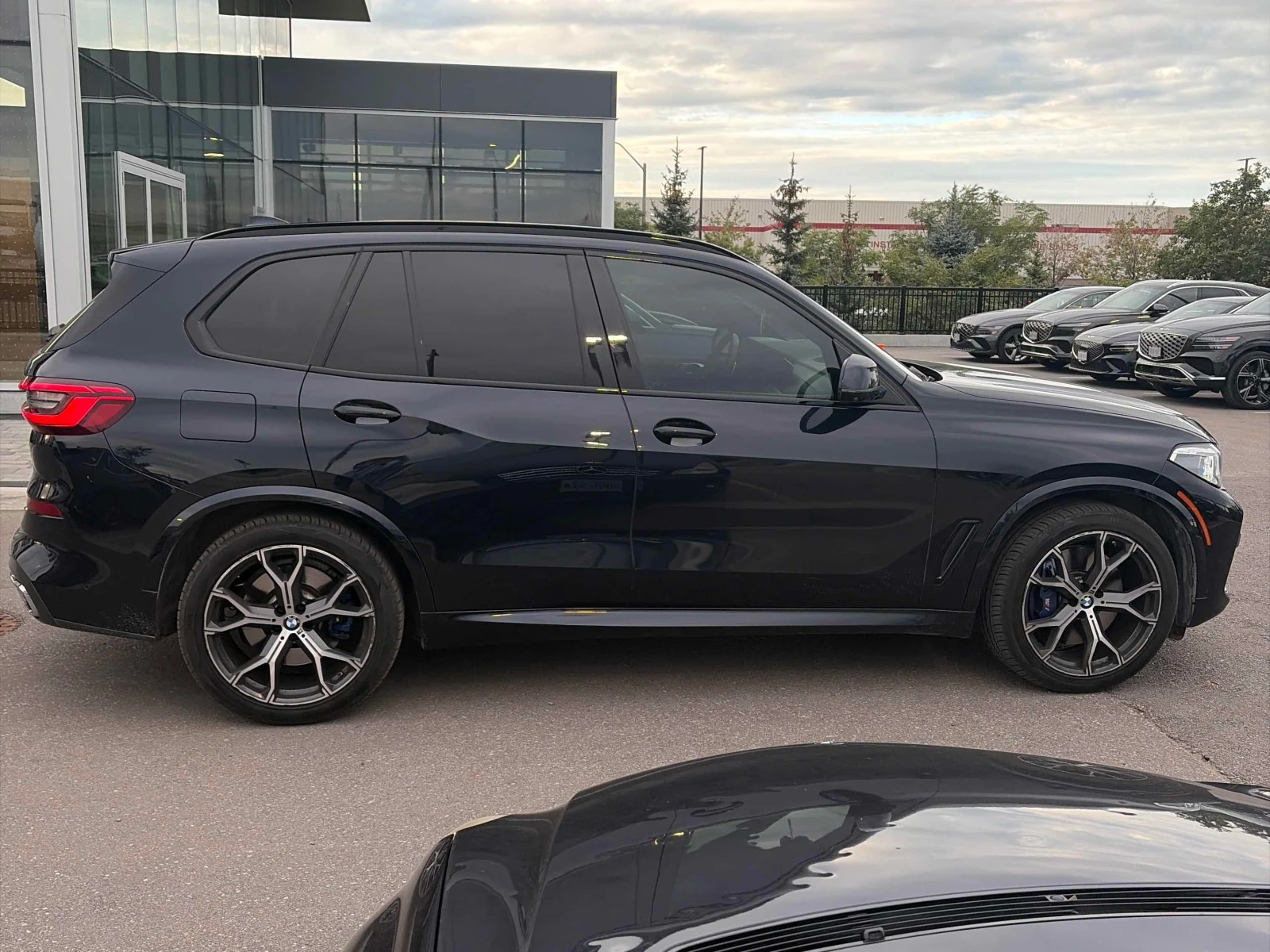 BMW X5 * xDrive40i * ВЪЗДУХ* АВТОКРЕДИТ* , снимка 3 - Автомобили и джипове - 55957846