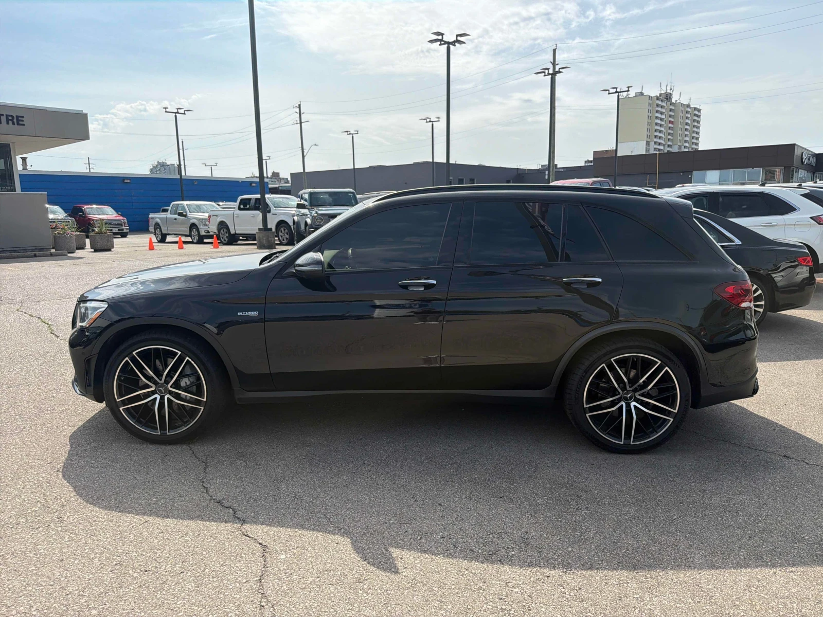 Mercedes-Benz GLC 43 AMG 4MATIC | CARFAX | БЕЗ ИНЦИДЕНТИ, снимка 3 - Автомобили и джипове - 56039166
