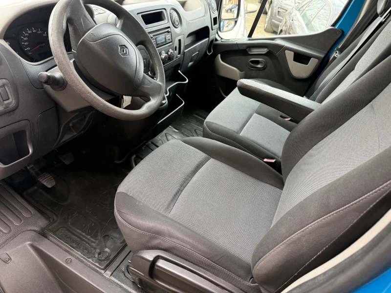 Renault Master 2.3dci 5.50 метра , снимка 10 - Бусове и автобуси - 48369235