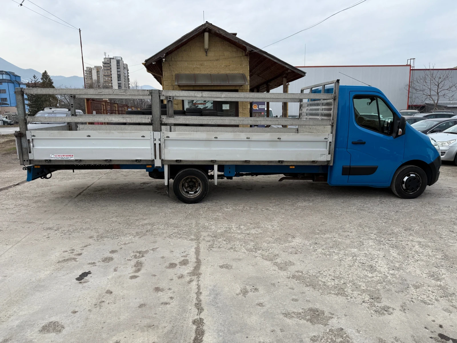 Renault Master 2.3dci 5.50 метра  - изображение 2