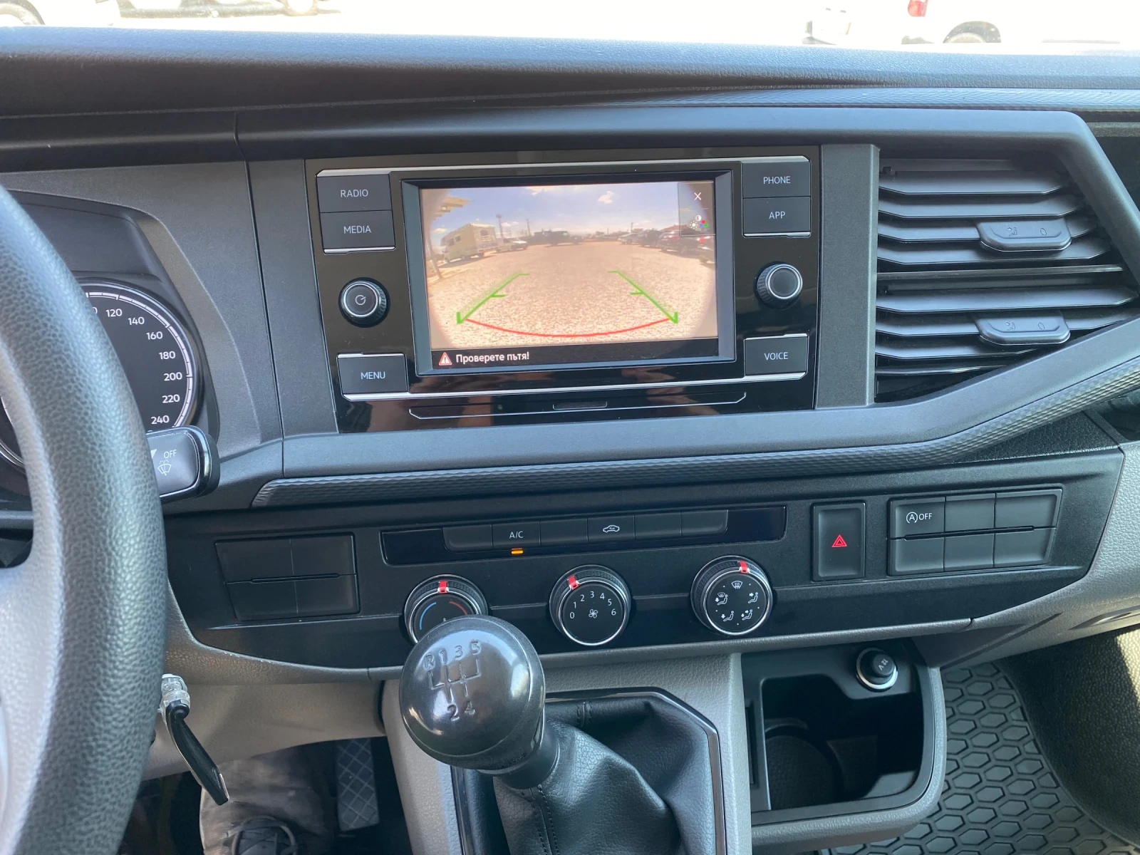 VW Transporter 2, 0TDI 6ск. NAVI CAMERA - изображение 8