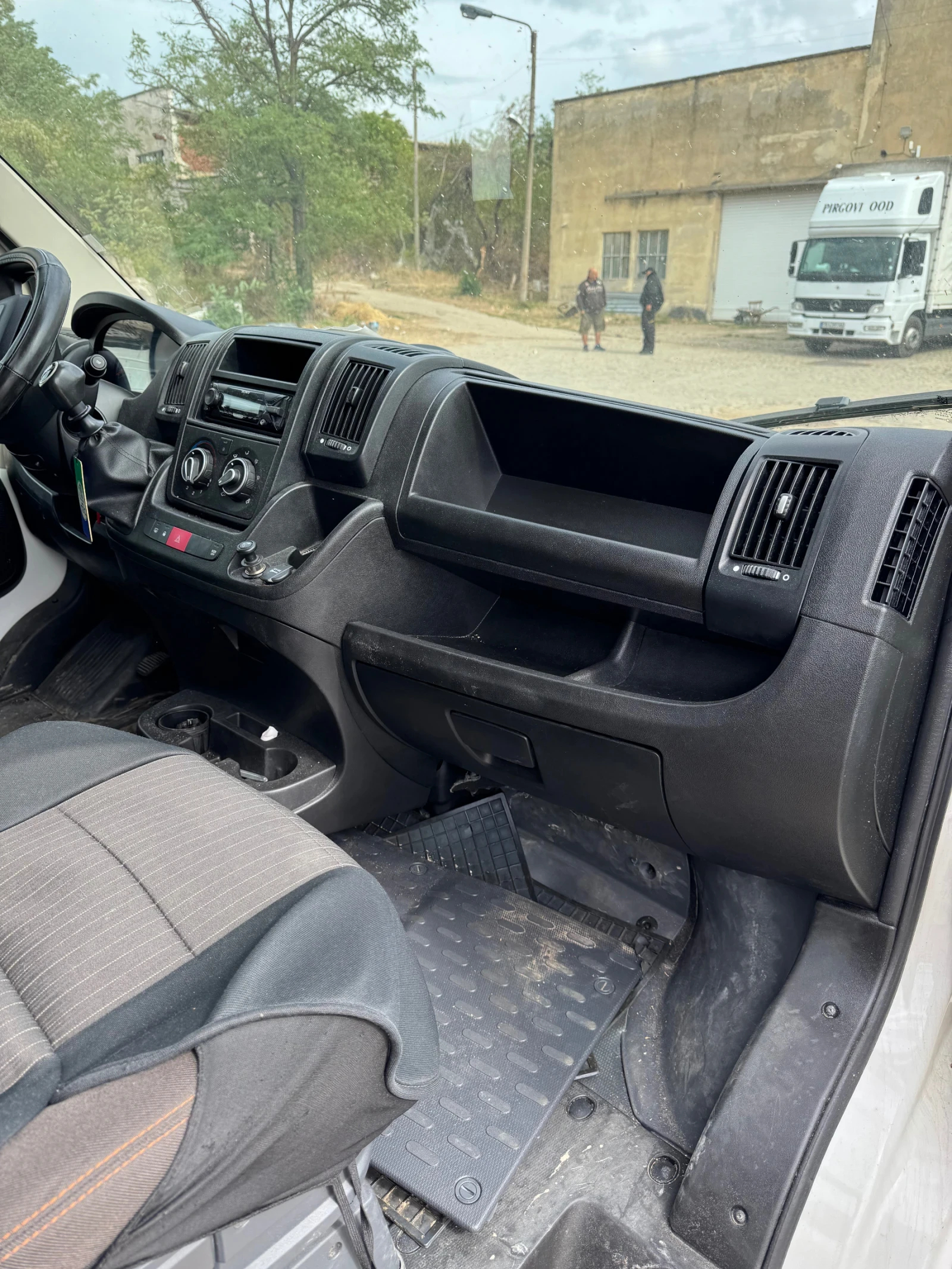 Peugeot Boxer 2.2hdi - изображение 7