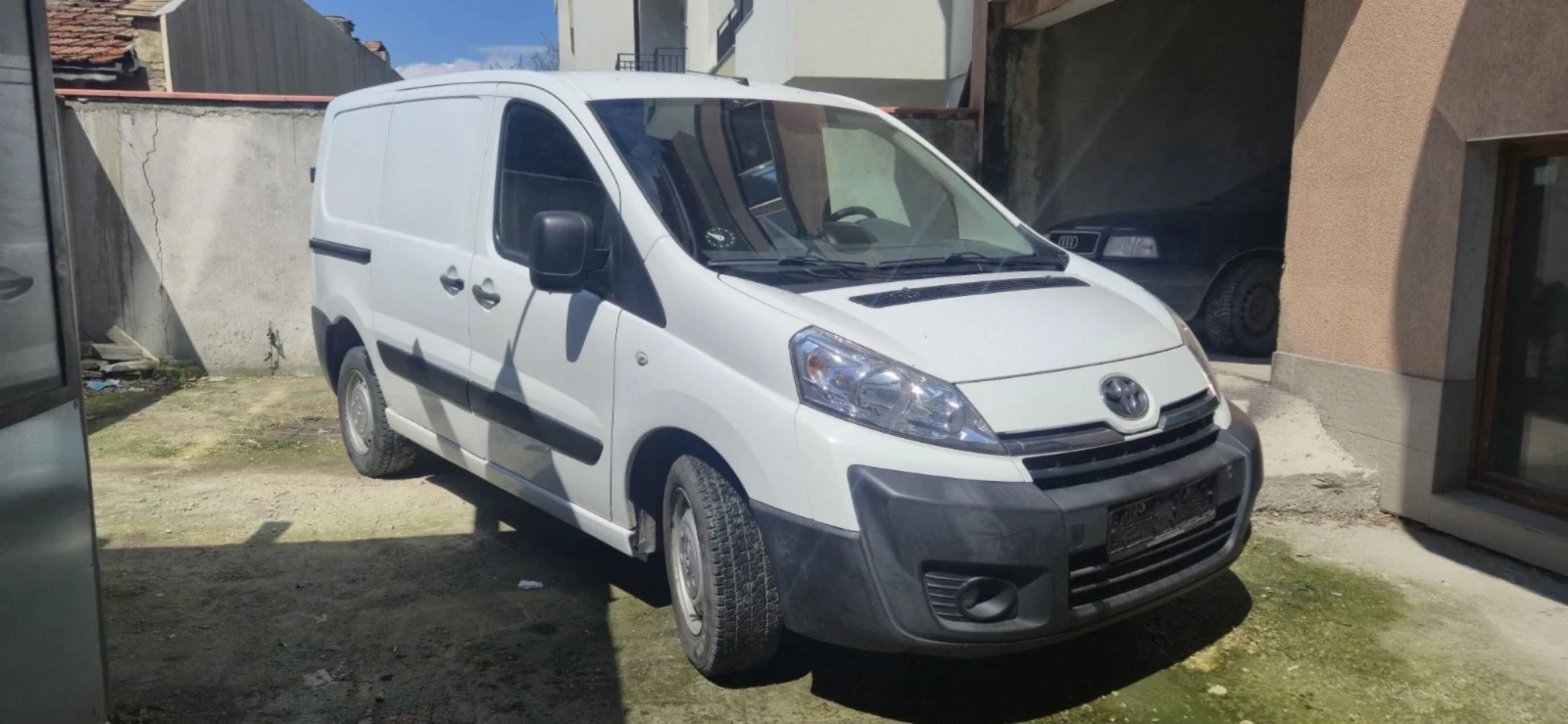 Toyota Proace, снимка 3 - Бусове и автобуси - 54754664