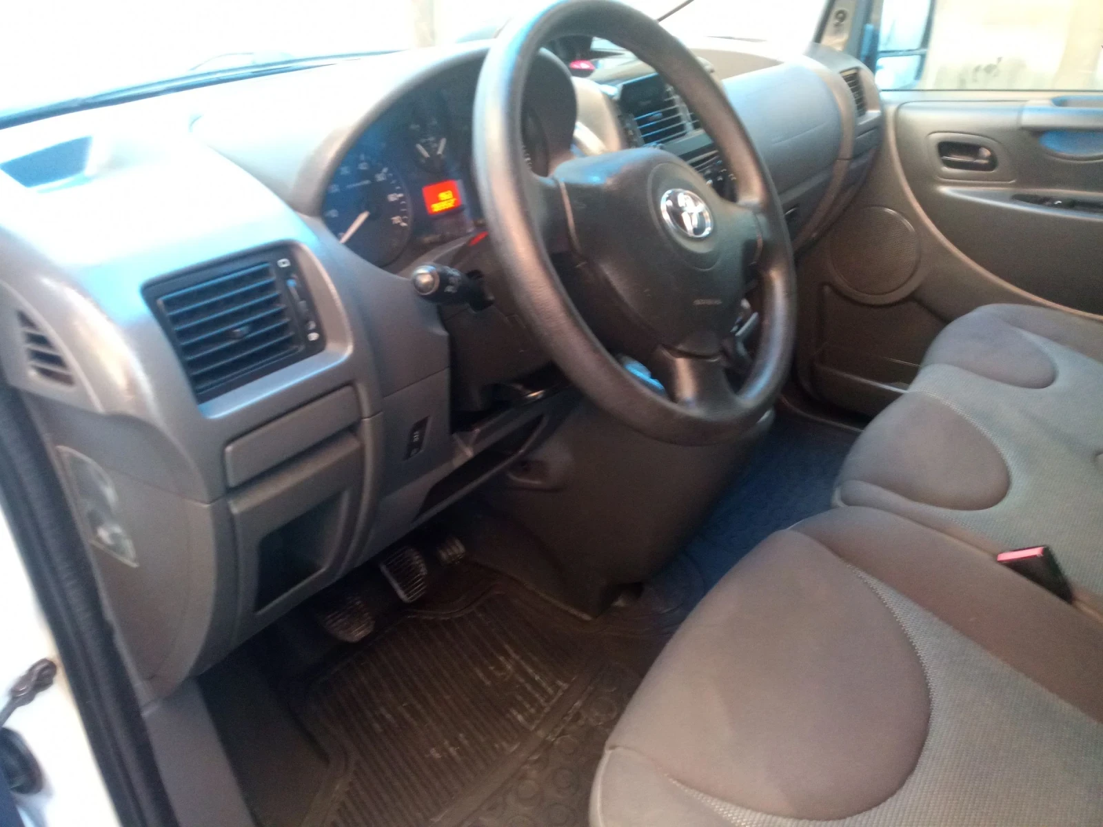 Toyota Proace, снимка 5 - Бусове и автобуси - 53829283